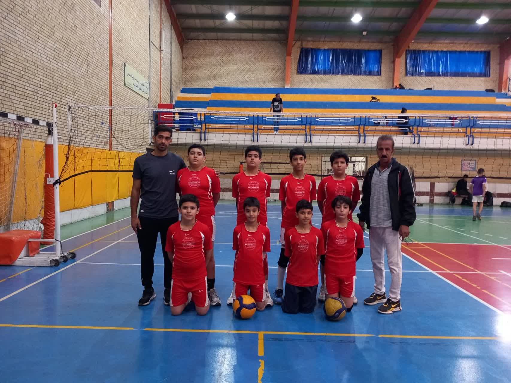 کسب مقام اول مسابقات والیبال بین مدارس ناحیه 2